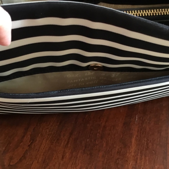 Kate Spade New York black and white tote - Picture 5 of 7